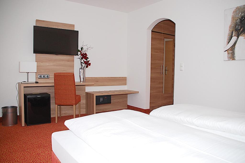 Hotel Isartaler Hof Wolfratshausen Bilik gambar